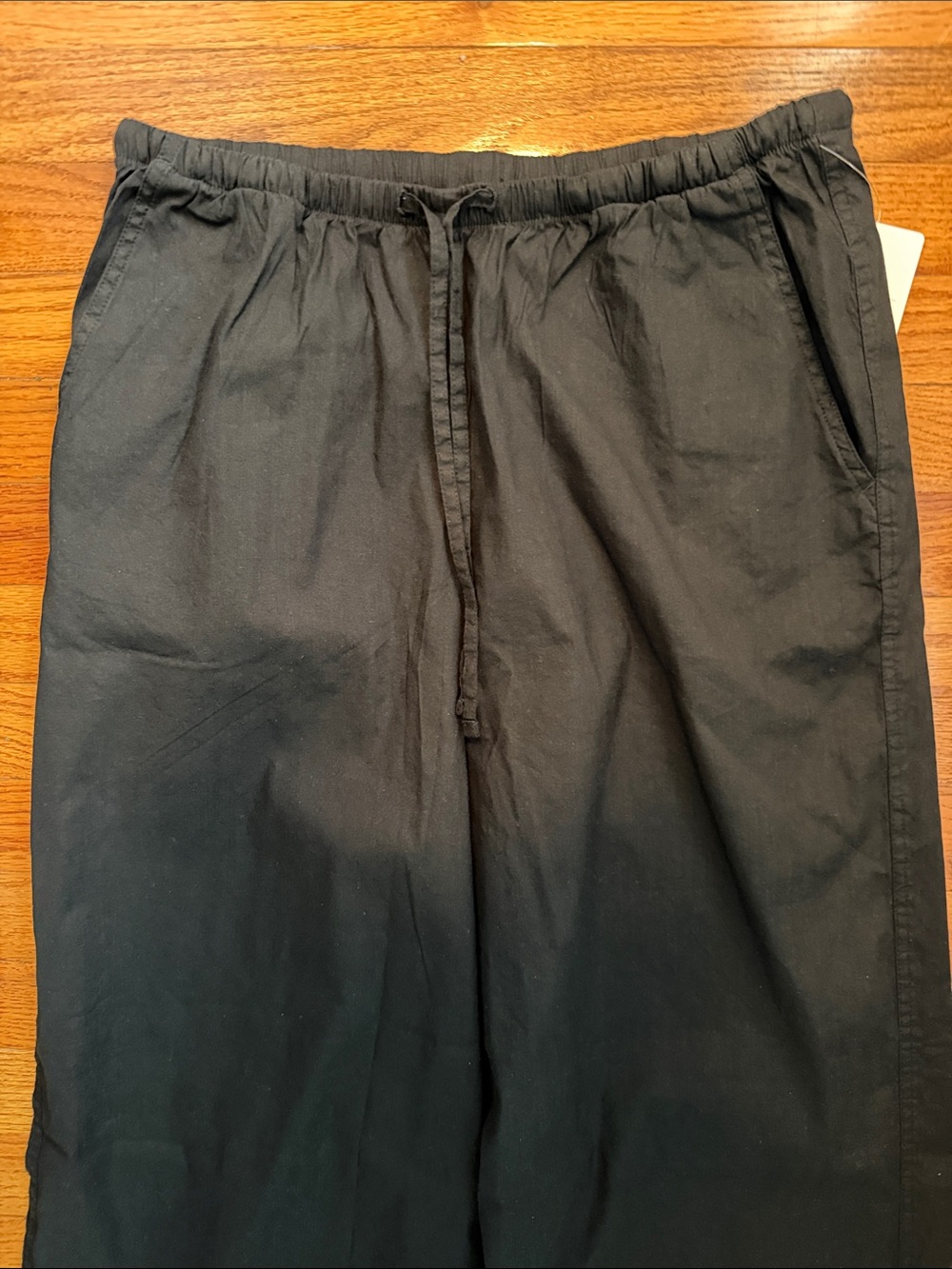 Wide-Leg Black Pants with Drawstring Waist - Picture 4 of 6